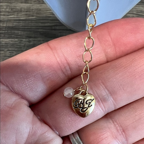 Betsey Johnson | Pink Ribbon & XOXO Necklace 💖 - Picture 5 of 10